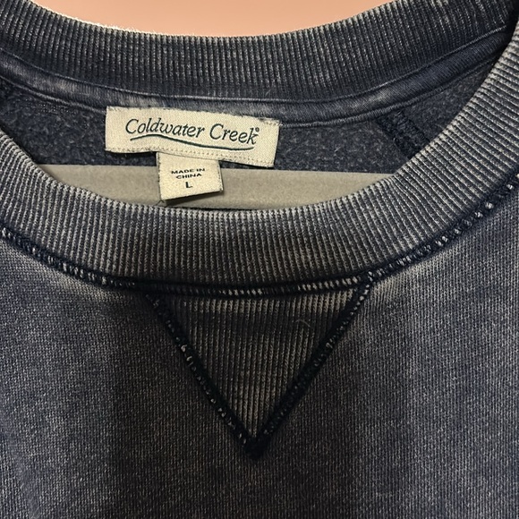 Coldwater creek tunic sweatshirts. Super soft. Size L. Has pockets - Picture 2 of 3